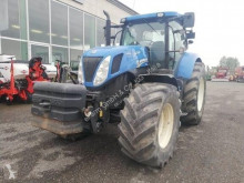 Tractor agrícola New Holland usado
