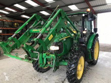 Tractor agrícola John Deere 5820 usado