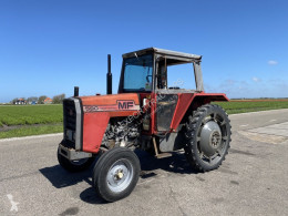 Tractor agrícola Massey Ferguson 590 usado