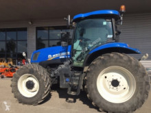 Mezőgazdasági traktor New Holland használt
