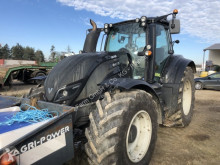 Tractor agricol Valtra second-hand