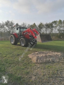 Zemědělský traktor Massey Ferguson použitý