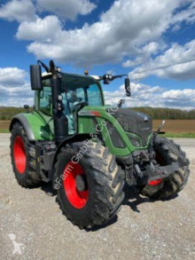Tractor agrícola Fendt usado