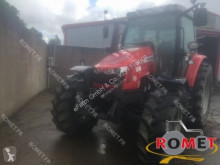 Tractor agricol Massey Ferguson second-hand