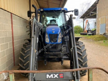Zemědělský traktor New Holland použitý