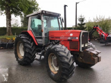 Tracteur agricole Massey Ferguson
