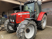 Landbouwtractor Massey Ferguson tweedehands