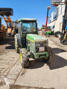 Tracteur fruitier John Deere 5500N