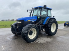 Mezőgazdasági traktor New Holland TM155 használt