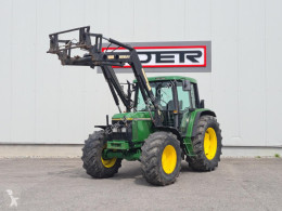 Tractor agrícola John Deere 6100 usado