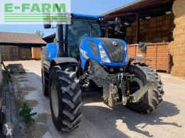 Zemědělský traktor New Holland použitý