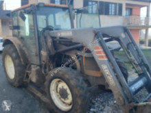 Tracteur agricole Renault