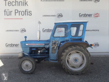 Tractor agrícola Ford usado