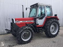 Tractor agrícola Massey Ferguson usado