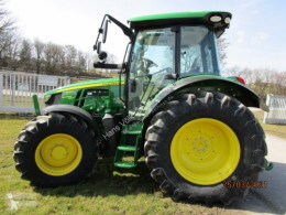 Tractor agrícola John Deere 5125R nuevo