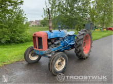tracteur agricole Fordson