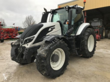 Tractor agrícola Valtra usado