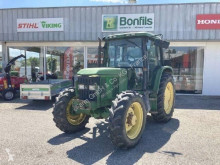 Trattore agricolo John Deere usato