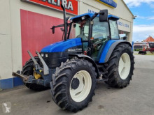 Trattore agricolo New Holland usato