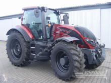 Mezőgazdasági traktor Valtra használt
