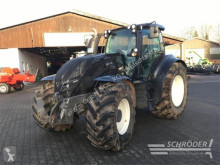 Tractor agrícola Valtra usado