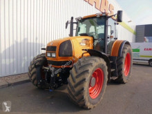 Tractor agrícola Renault usado