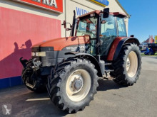 Tractor agrícola New Holland usado