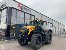 Zemědělský traktor JCB použitý