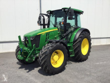 Tractor agrícola John Deere usado