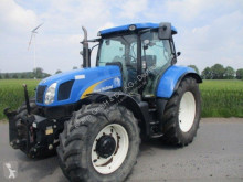 Tractor agricol New Holland second-hand
