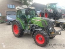 Tractor agrícola Fendt 210P usado