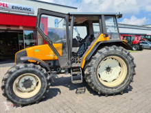 Tractor agrícola Renault usado