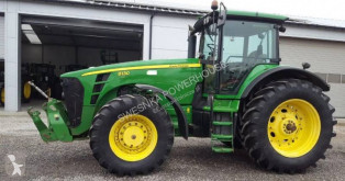 Tractor agrícola John Deere 8130