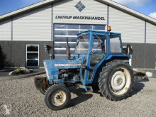 Tractor agrícola Ford usado