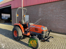 Tractor agrícola Kubota STV32 Micro tractor usado
