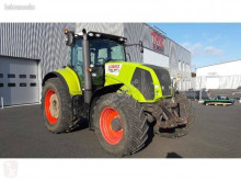 Tracteur agricole Claas AXION 820