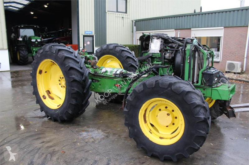 Tractor John Deere 6000- 30 4 cyl.