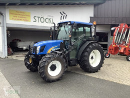 Tractor agrícola New Holland usado