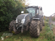 Zemědělský traktor Valtra použitý