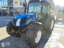 Trattore agricolo New Holland