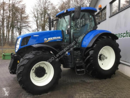 Tractor agrícola New Holland T7.220 AUTOCOMMAND usado