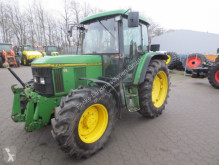 Tractor agrícola John Deere 6400 usado