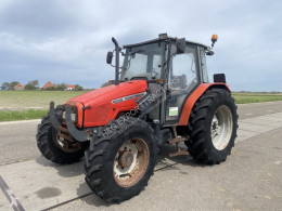 Mezőgazdasági traktor Massey Ferguson 4245 használt