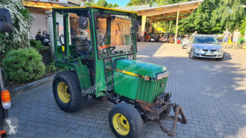 Tractor agrícola John Deere 755 usado