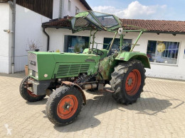 Tractor agrícola Fendt usado