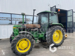 Tractor agrícola John Deere 3140 RM usado