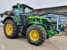 John Deere7R