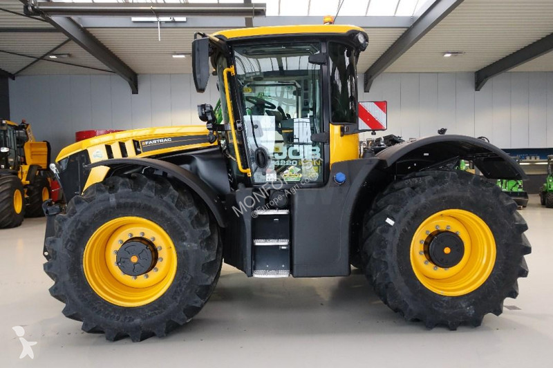 جرار زراعي JCB Icone