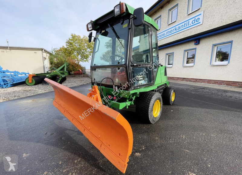 Tractor John Deere 1505 SCHNEESCHILD + MULCHER