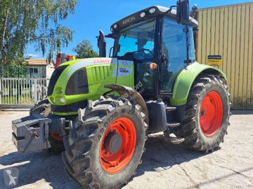 Tractor Claas